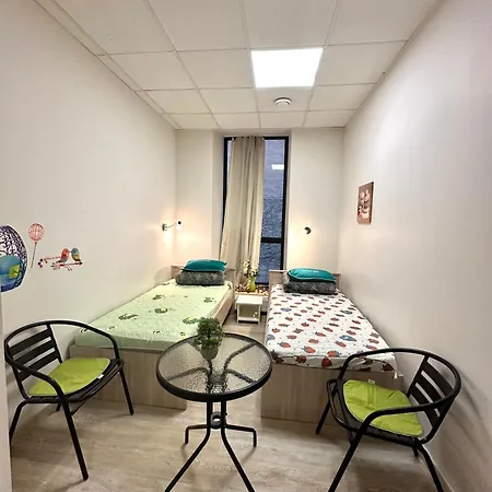 Room For Rent At Centre, Riga ריגה